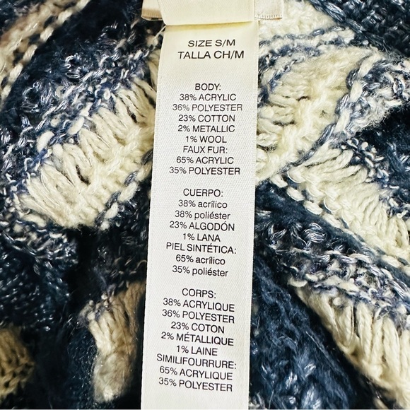 Chico’s Women’s Sz S/M Cream, Blue & Metallic Stripes Pullover Sweater Poncho - Picture 7 of 7